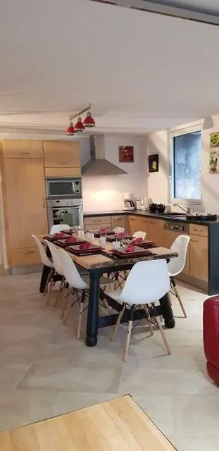 Gite de kernaet avec piscine Plougonvelin Vakantiehuis